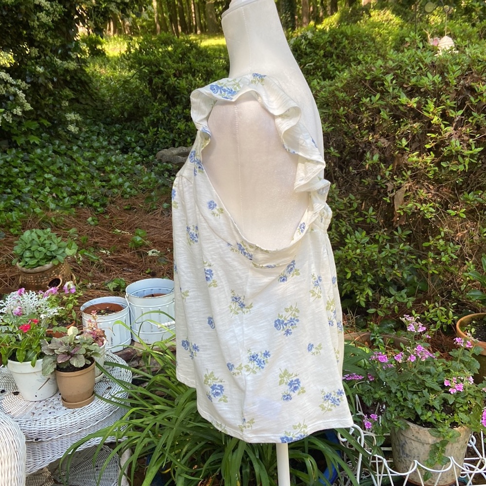 Floral White and Blue Women's Top - Picture 3 of 7